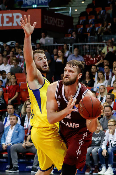 高强度的国 高强度的国